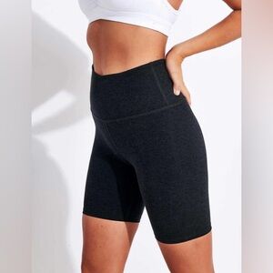 Beyond Yoga Spacedye Keep Pace 5” Biker Short Women’s Size Large